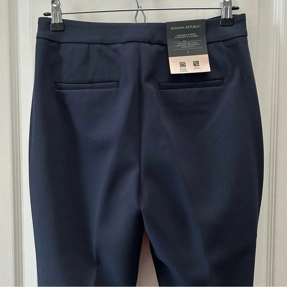 Banana Republic Pants High Rise  Crop Flare Leg Trousers Navy Blue Size 0 NWT - Picture 8 of 16
